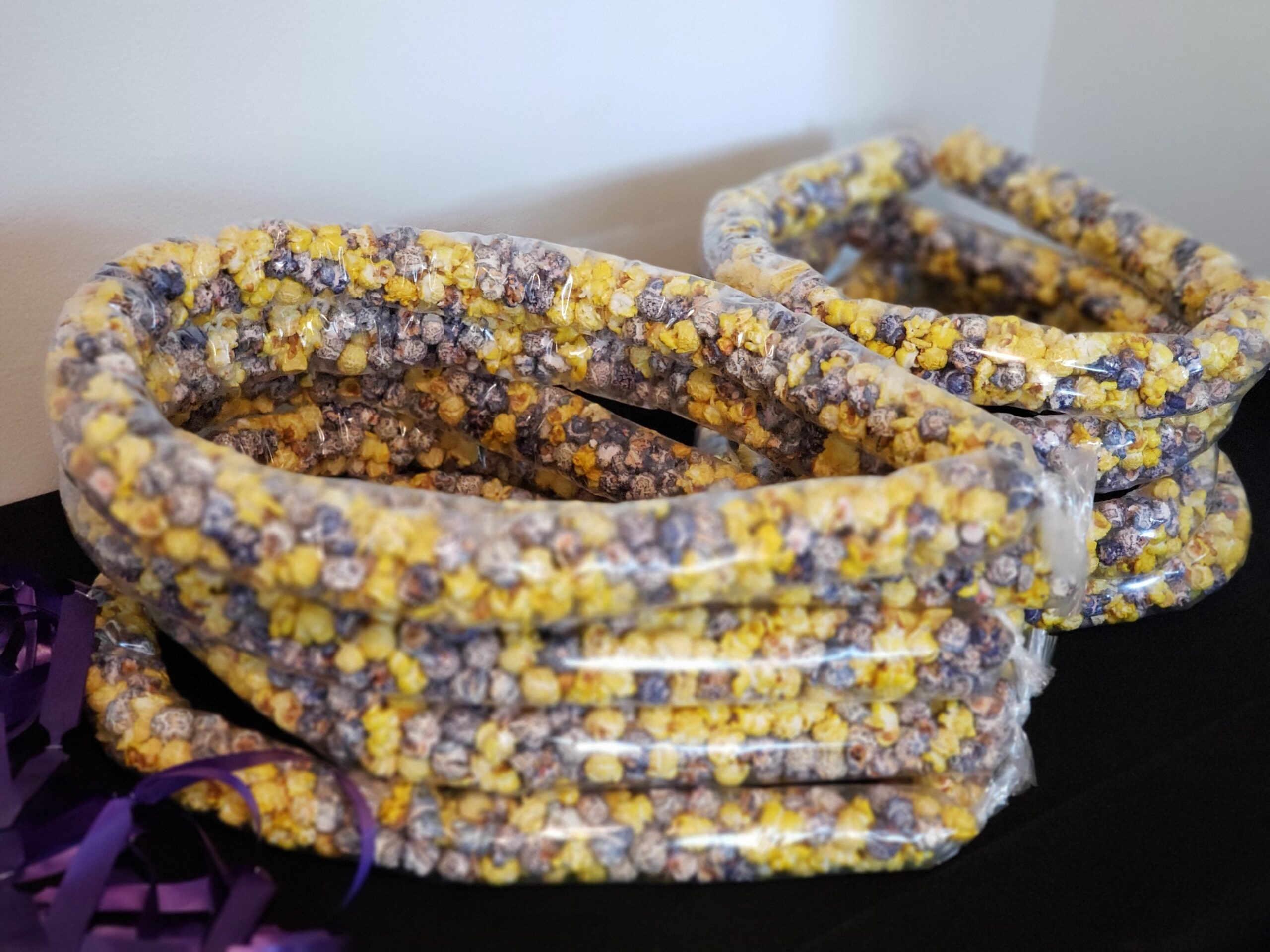 Popcorn Lei (Adult) - Image 5